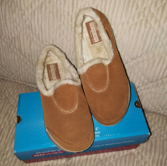 skechers go walk house shoes
